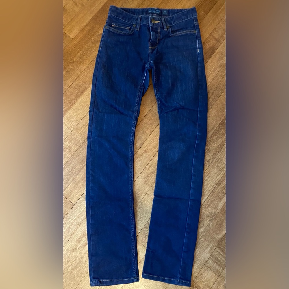 Patagonia Dark Wash straight Leg Jeans